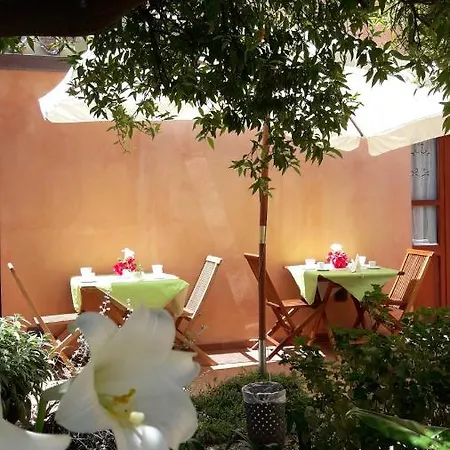 Bed & Breakfast Antica *