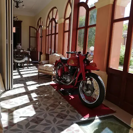 Bed & Breakfast Antica 4*