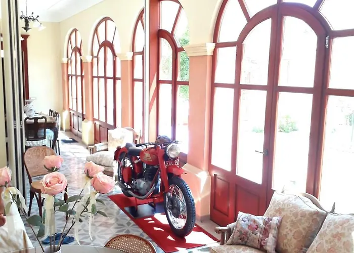 Bed & Breakfast Antica 4*